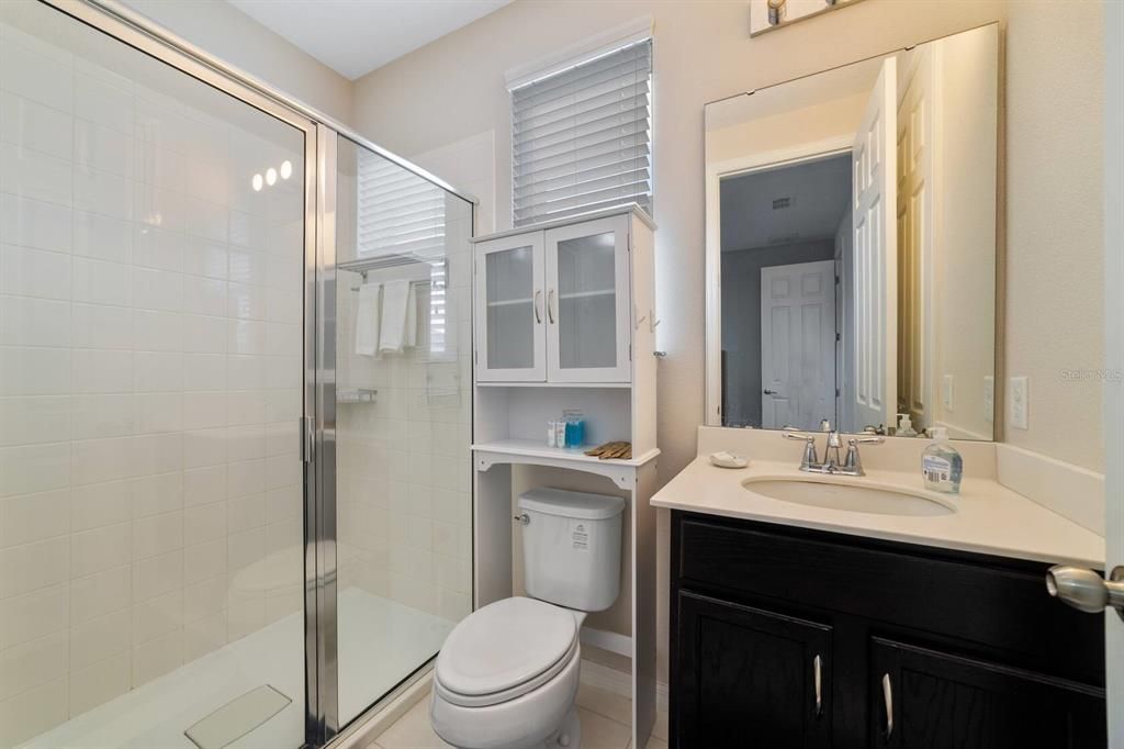 For Sale: $529,000 (6 beds, 4 baths, 2987 Square Feet)