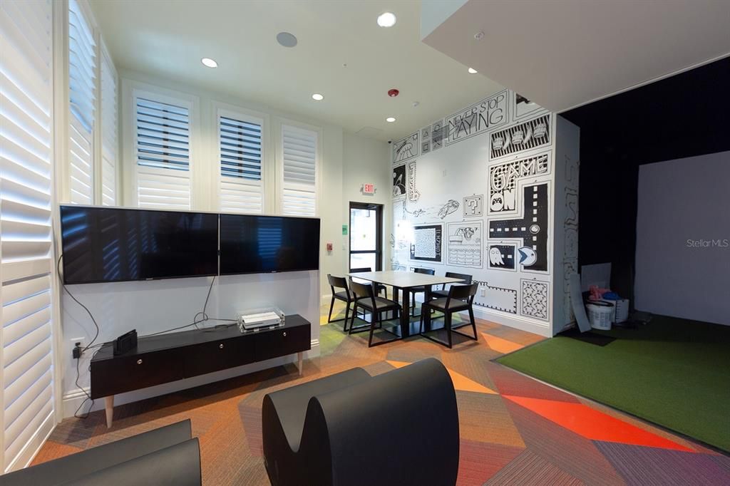 For Sale: $529,000 (6 beds, 4 baths, 2987 Square Feet)