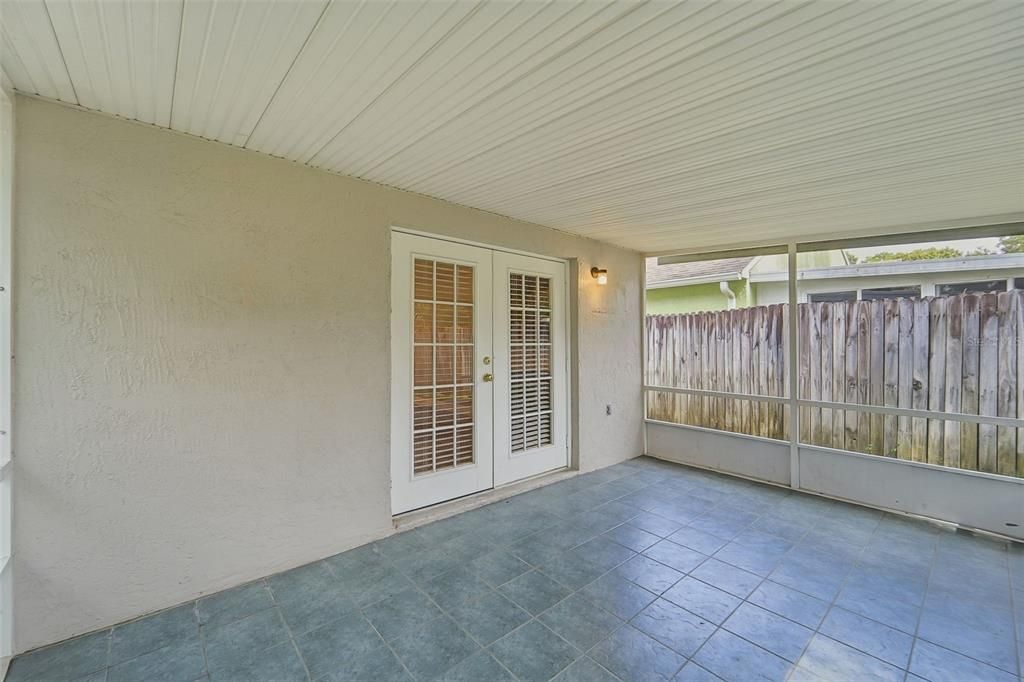 For Sale: $299,900 (3 beds, 2 baths, 1332 Square Feet)