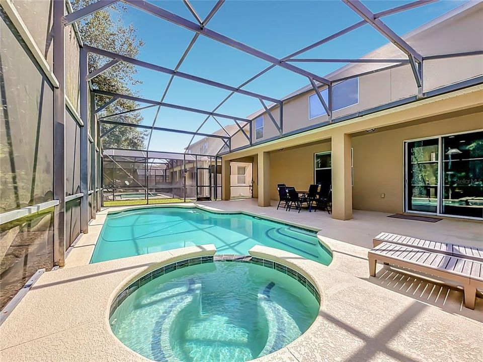 En Venta: $517,900 (6 camas, 4 baños, 2874 Pies cuadrados)