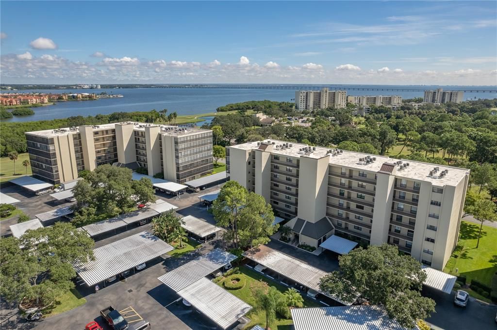На продажу: $289,000 (2 спален, 2 ванн, 1070 Квадратных фут)