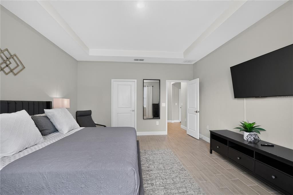 На продажу: $439,900 (4 спален, 3 ванн, 2301 Квадратных фут)