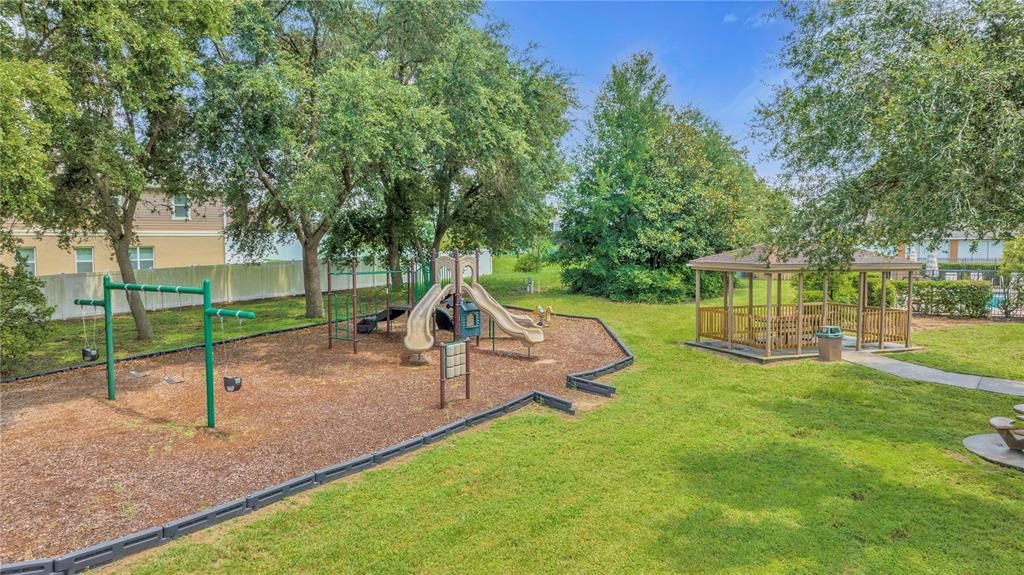 En Venta: $360,000 (3 camas, 2 baños, 1140 Pies cuadrados)