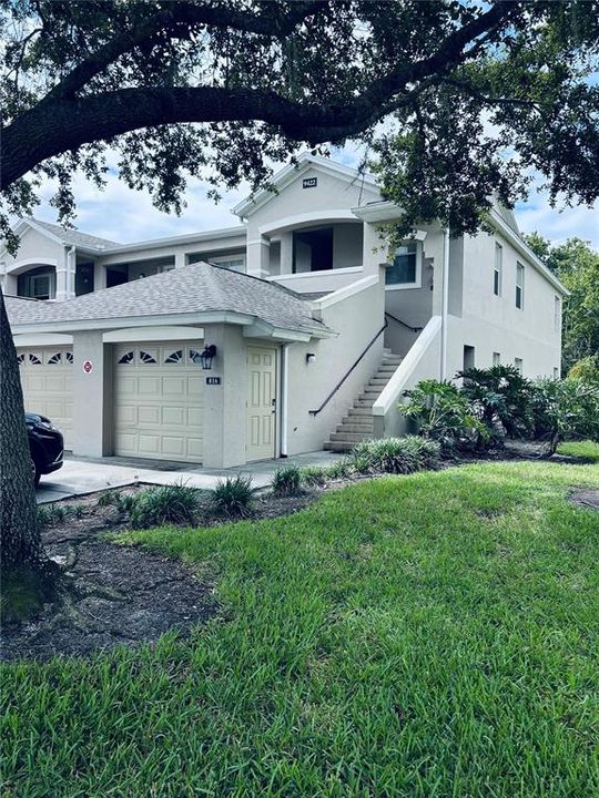 For Rent: $2,375 (2 beds, 2 baths, 1438 Square Feet)