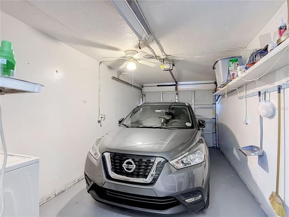 На продажу: $189,900 (2 спален, 1 ванн, 1012 Квадратных фут)