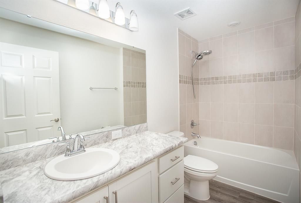 For Sale: $339,990 (3 beds, 2 baths, 1486 Square Feet)