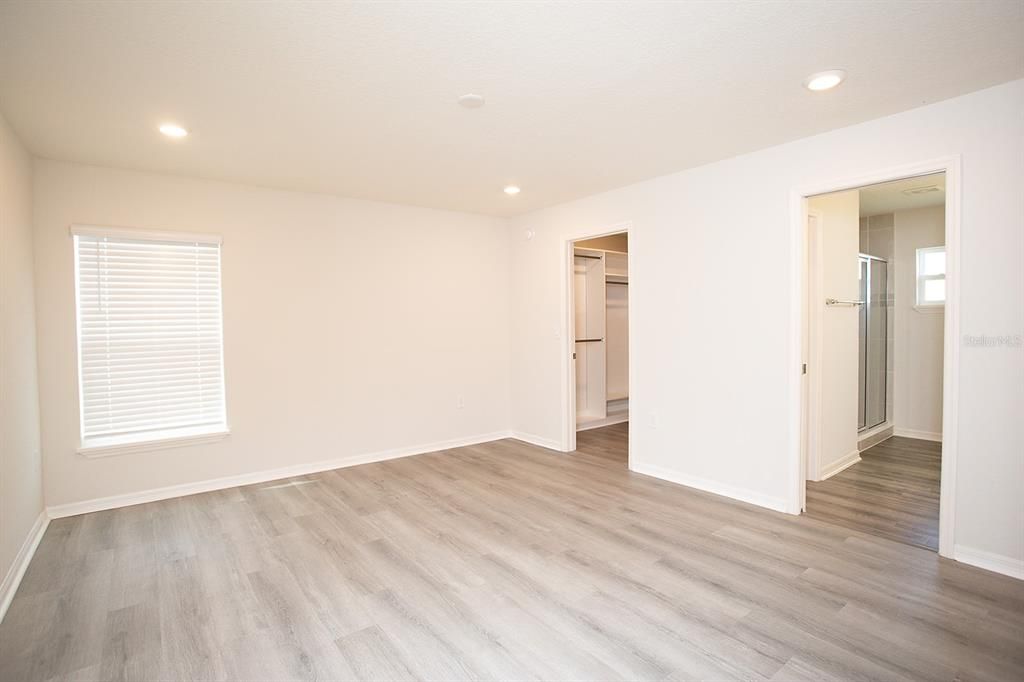For Sale: $339,990 (3 beds, 2 baths, 1486 Square Feet)