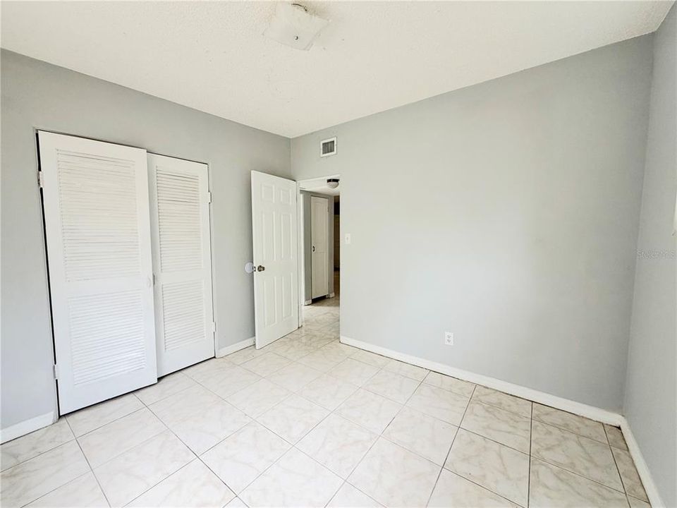 Active With Contract: $300,000 (3 beds, 2 baths, 1115 Square Feet)