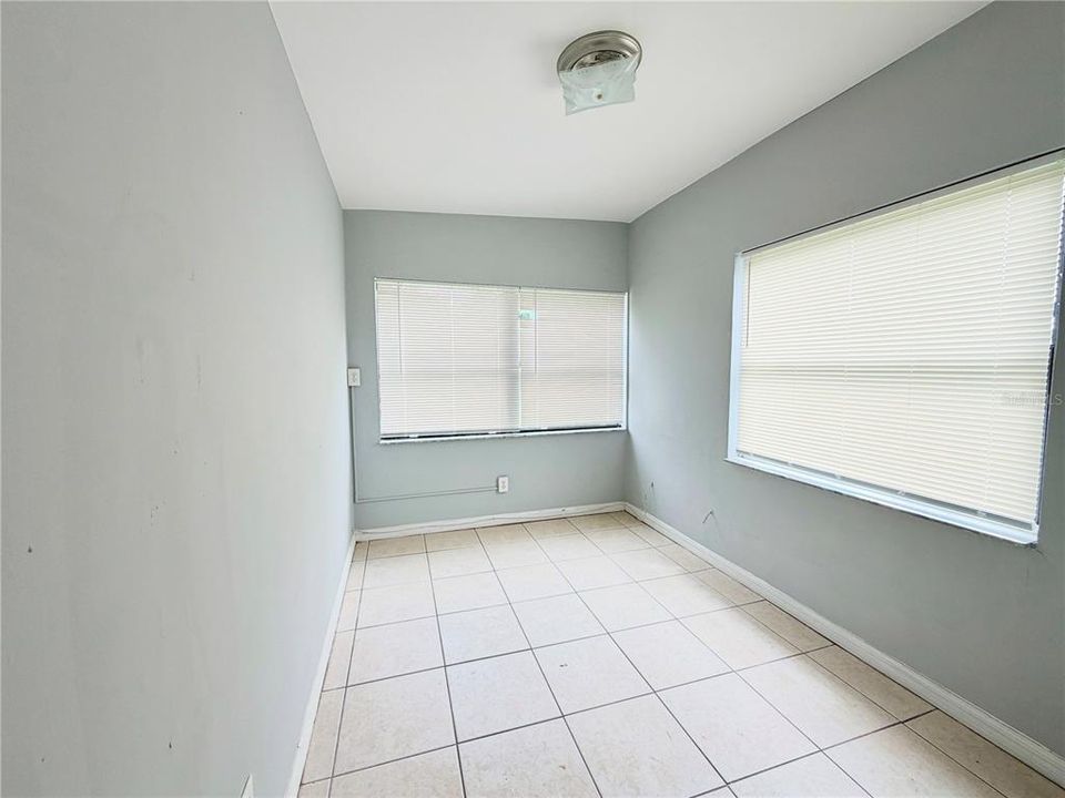 Active With Contract: $300,000 (3 beds, 2 baths, 1115 Square Feet)