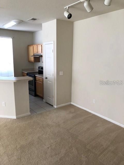 For Rent: $1,450 (1 beds, 1 baths, 776 Square Feet)