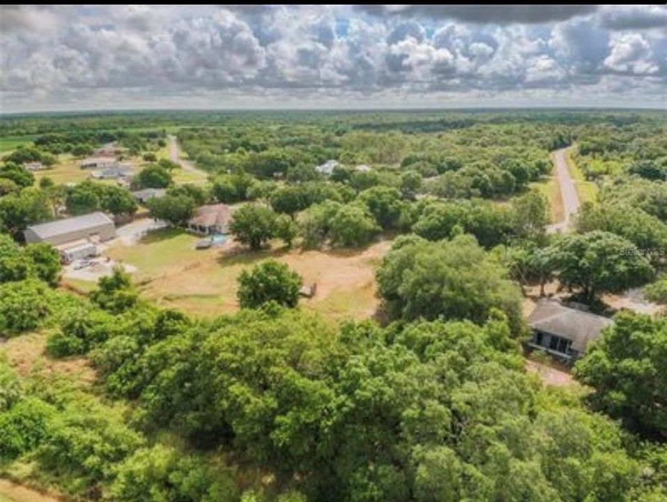 待售: $99,900 (1.42 acres)