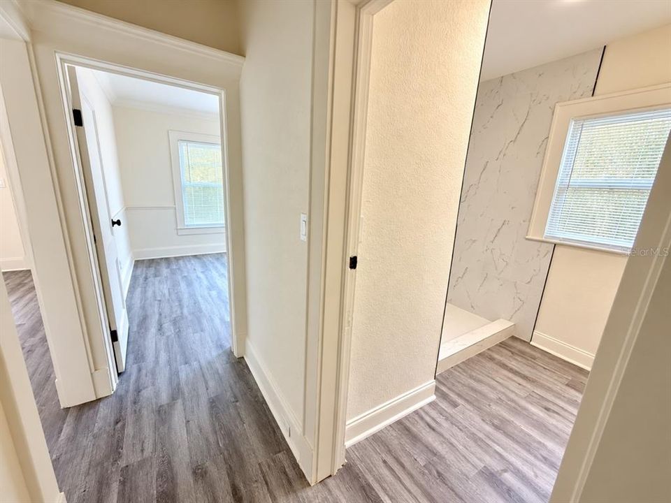 For Sale: $325,000 (4 beds, 2 baths, 1900 Square Feet)