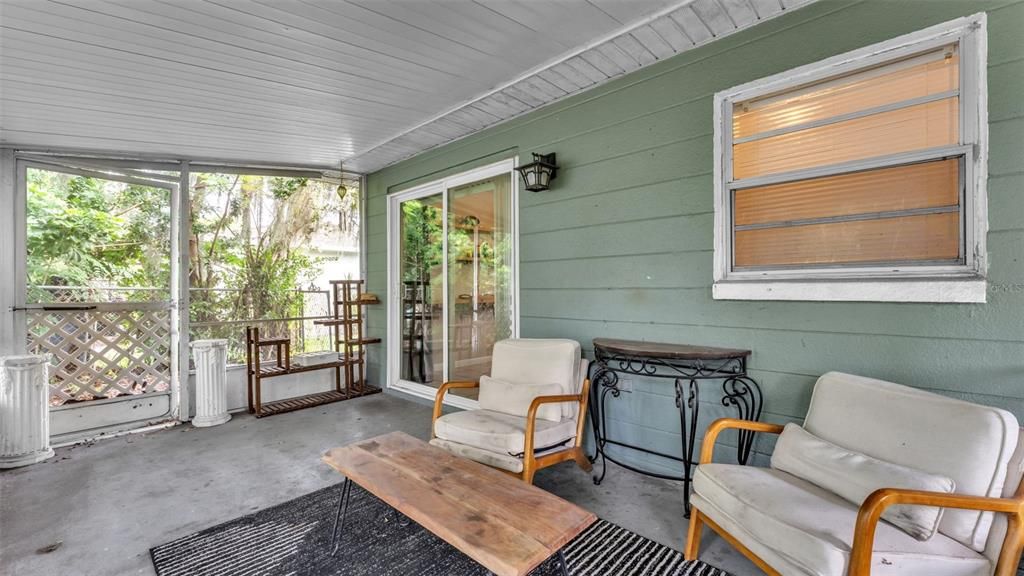 For Sale: $329,000 (4 beds, 2 baths, 1760 Square Feet)