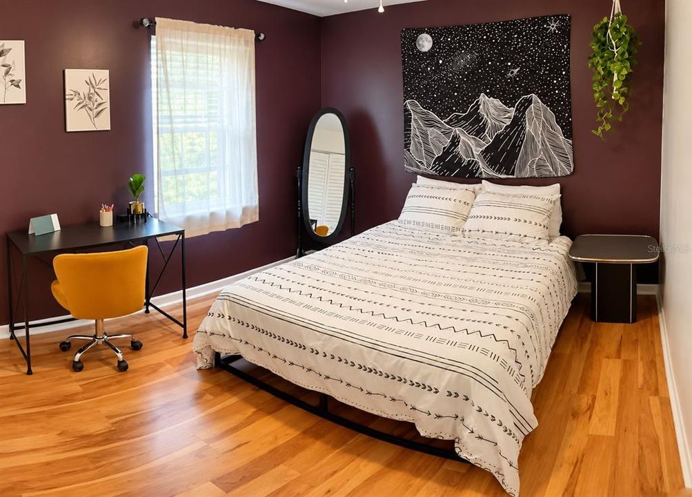 For Sale: $329,000 (4 beds, 2 baths, 1760 Square Feet)