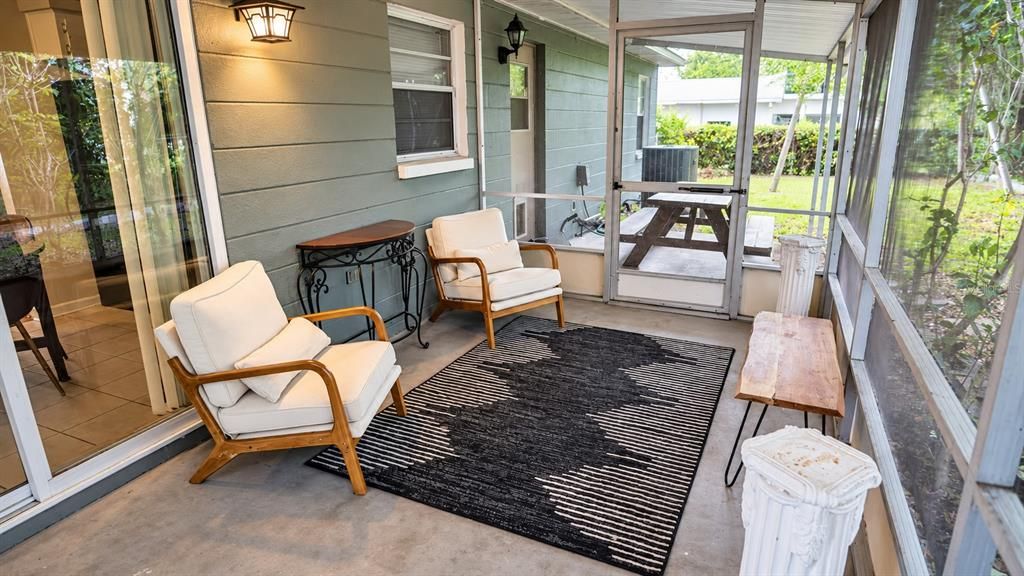 For Sale: $329,000 (4 beds, 2 baths, 1760 Square Feet)