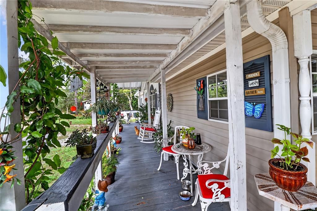For Sale: $350,000 (3 beds, 2 baths, 1746 Square Feet)
