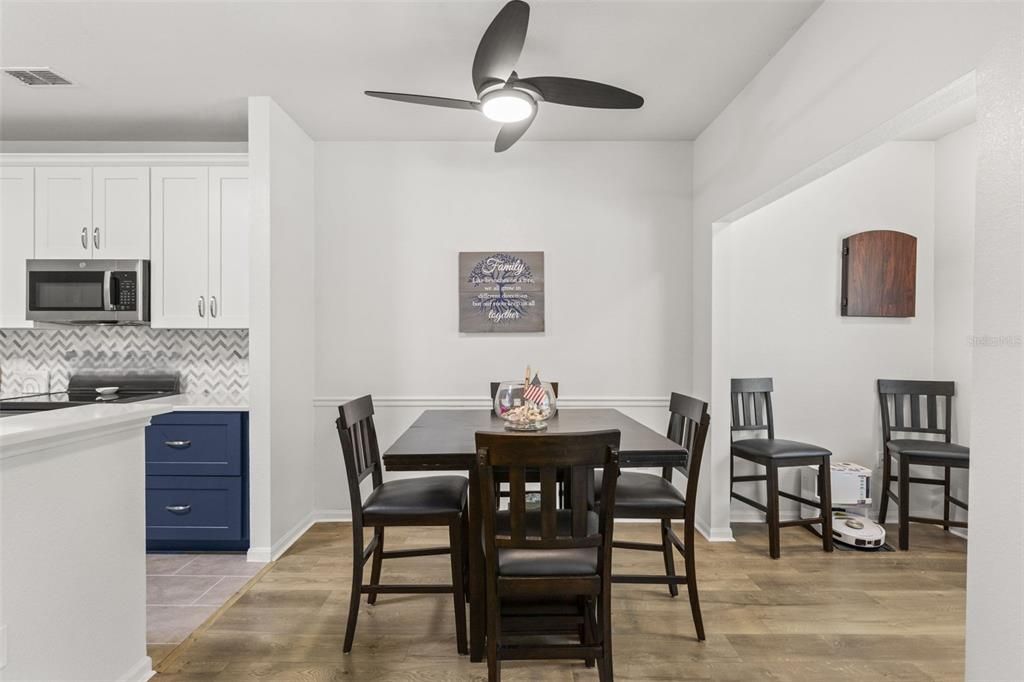 En Venta: $289,900 (2 camas, 2 baños, 1200 Pies cuadrados)