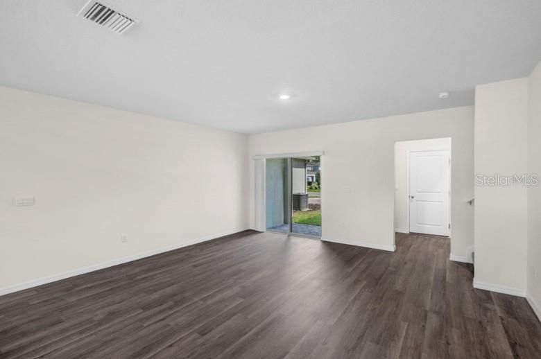 For Rent: $2,650 (3 beds, 2 baths, 1567 Square Feet)