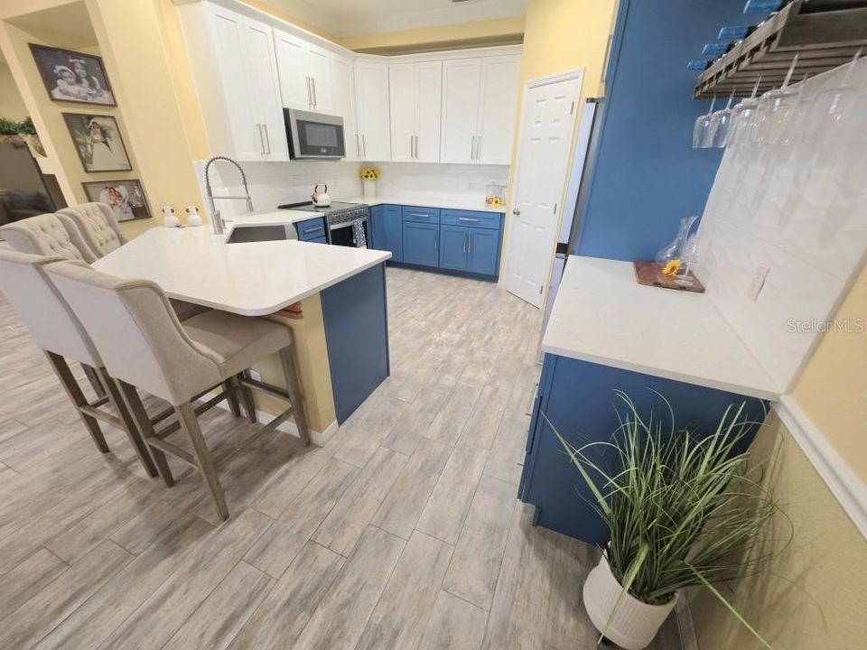 En Venta: $500,000 (3 camas, 2 baños, 2259 Pies cuadrados)