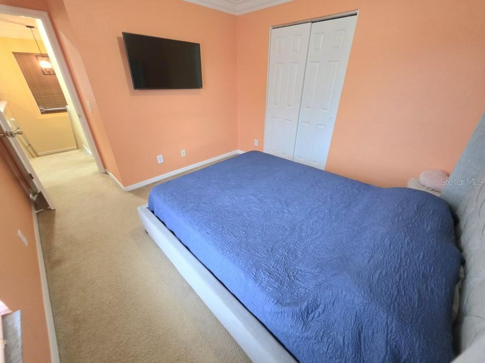 En Venta: $500,000 (3 camas, 2 baños, 2259 Pies cuadrados)
