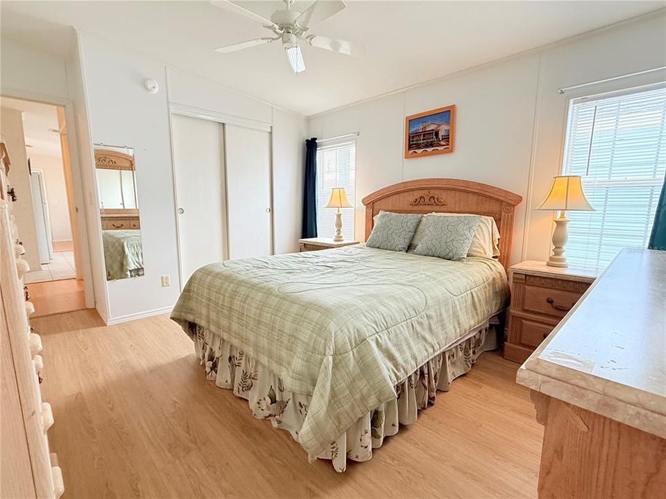 En Venta: $229,900 (2 camas, 2 baños, 1368 Pies cuadrados)