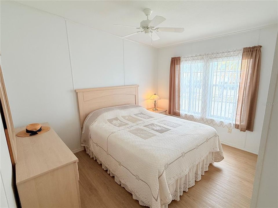 En Venta: $229,900 (2 camas, 2 baños, 1368 Pies cuadrados)