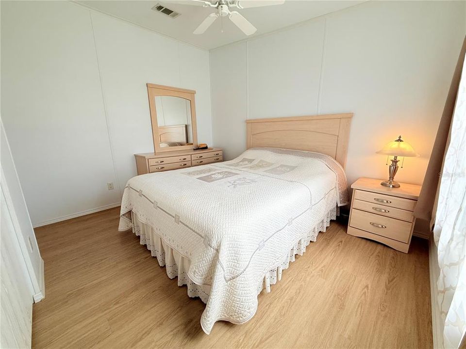 En Venta: $229,900 (2 camas, 2 baños, 1368 Pies cuadrados)