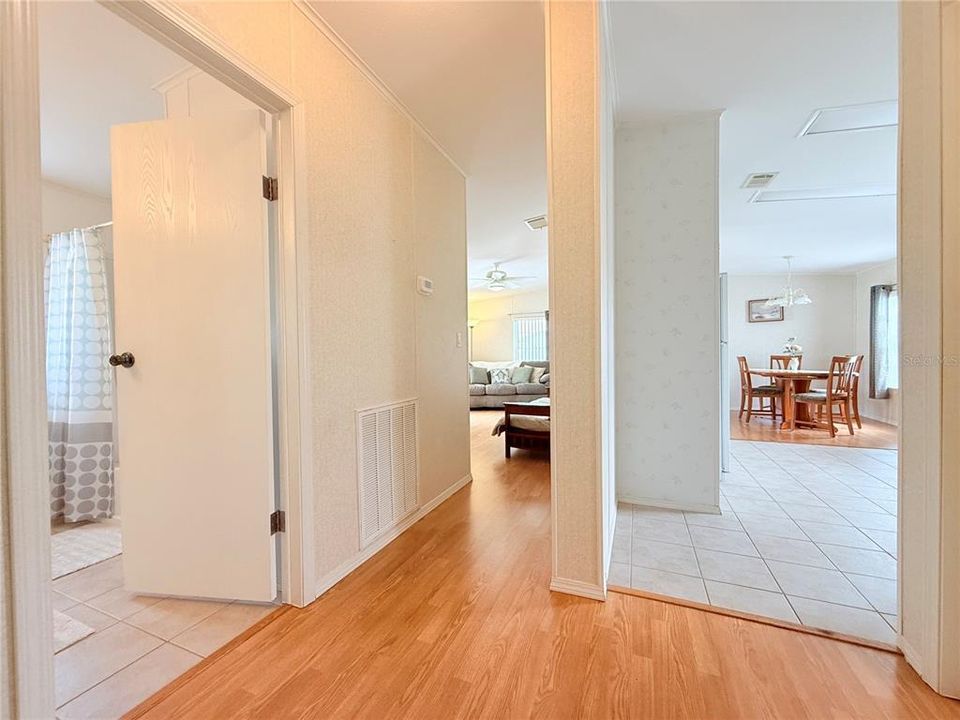 En Venta: $229,900 (2 camas, 2 baños, 1368 Pies cuadrados)
