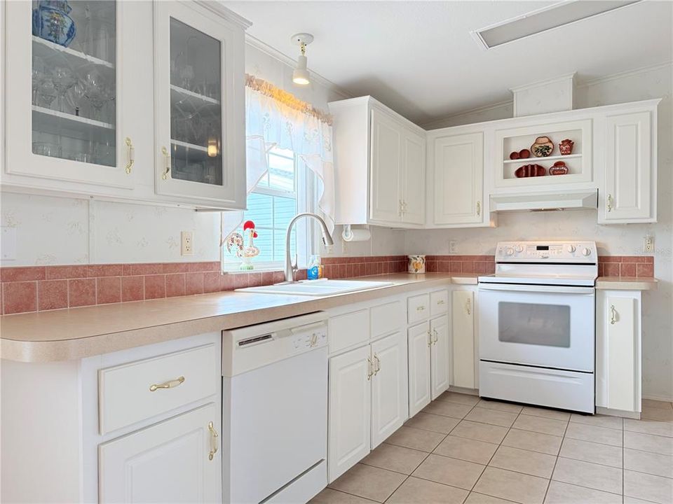 En Venta: $229,900 (2 camas, 2 baños, 1368 Pies cuadrados)