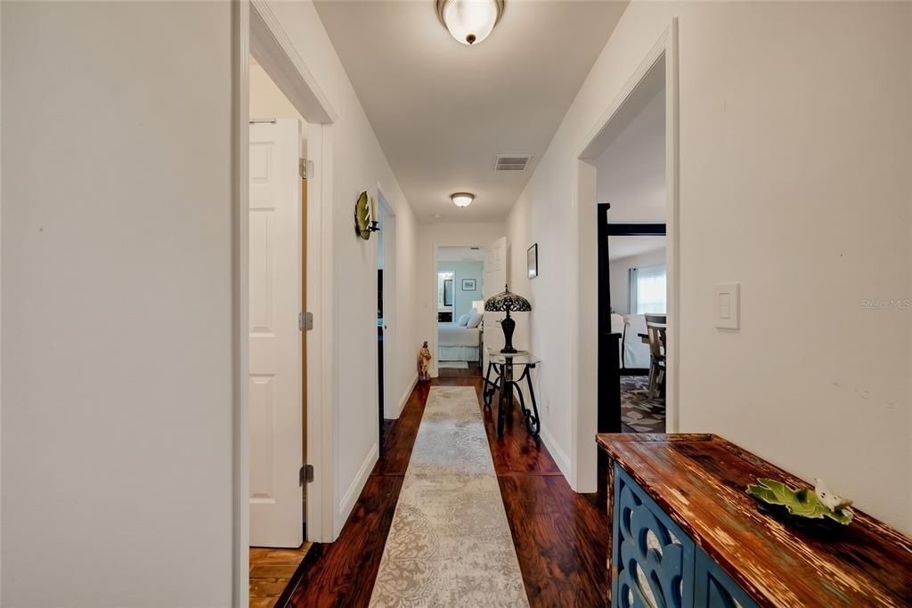 En Venta: $439,900 (2 camas, 2 baños, 1481 Pies cuadrados)
