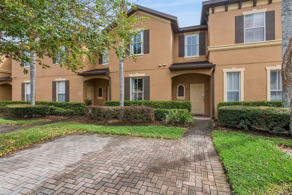 For Sale: $257,000 (4 beds, 3 baths, 1492 Square Feet)