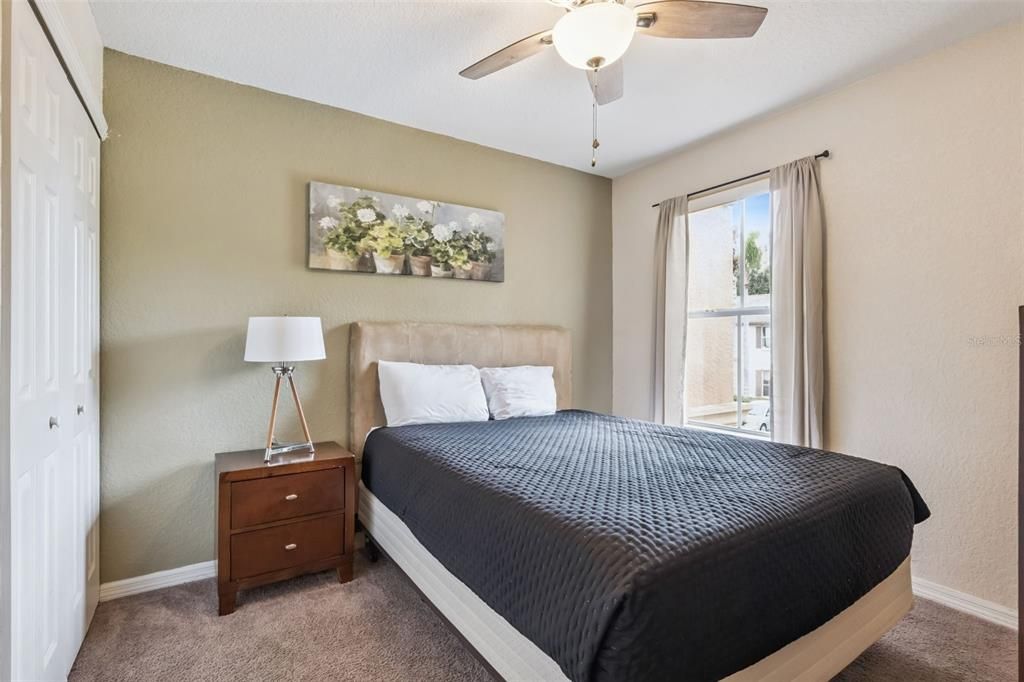 For Sale: $257,000 (4 beds, 3 baths, 1492 Square Feet)