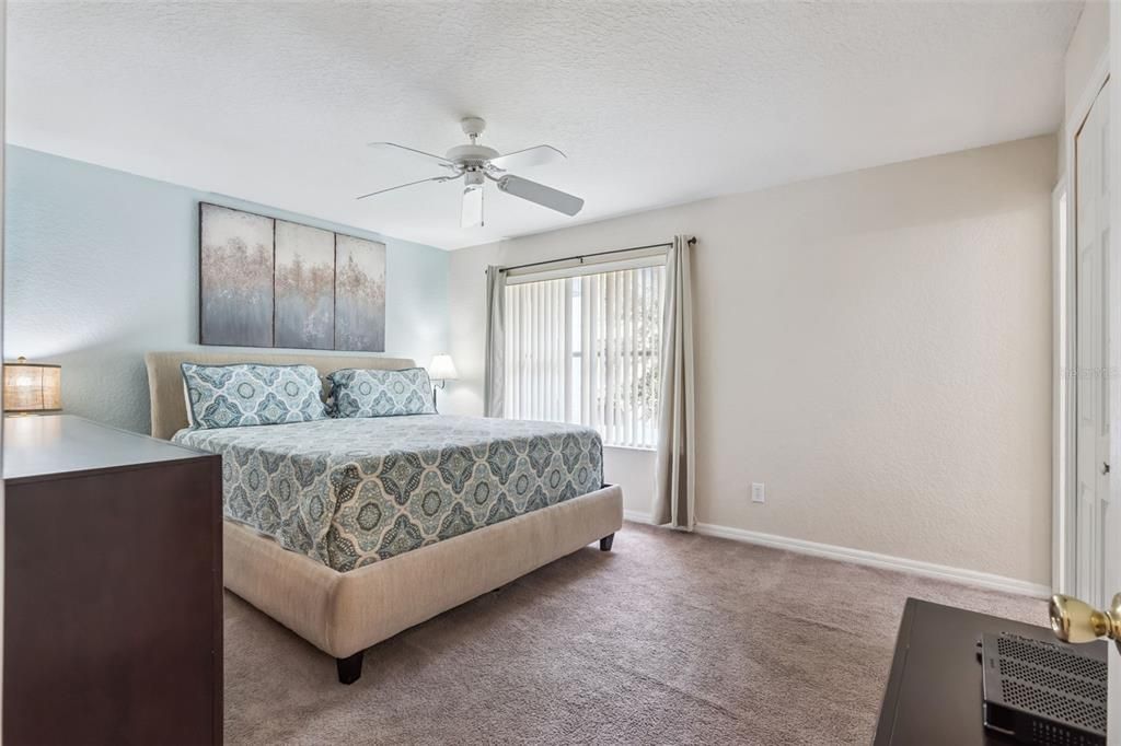 For Sale: $257,000 (4 beds, 3 baths, 1492 Square Feet)