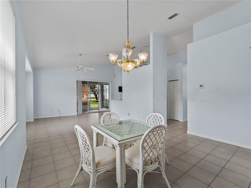 En Venta: $239,900 (3 camas, 2 baños, 1471 Pies cuadrados)