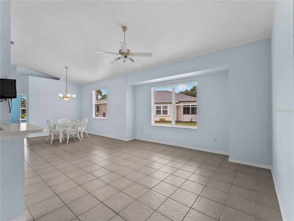 En Venta: $239,900 (3 camas, 2 baños, 1471 Pies cuadrados)