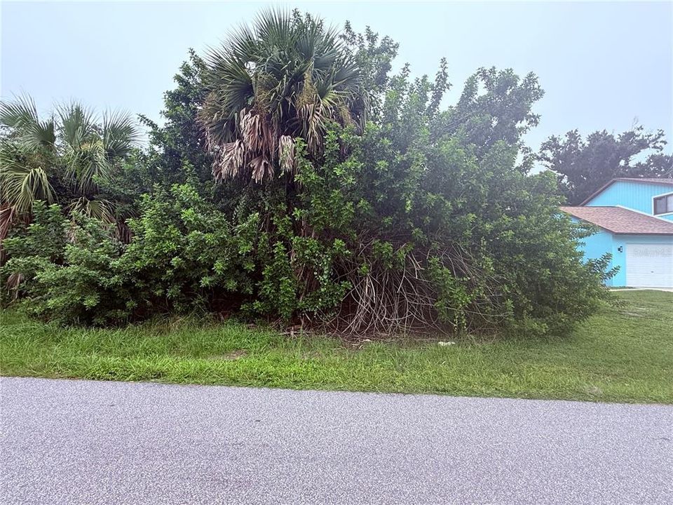На продажу: $19,000 (0.23 acres)