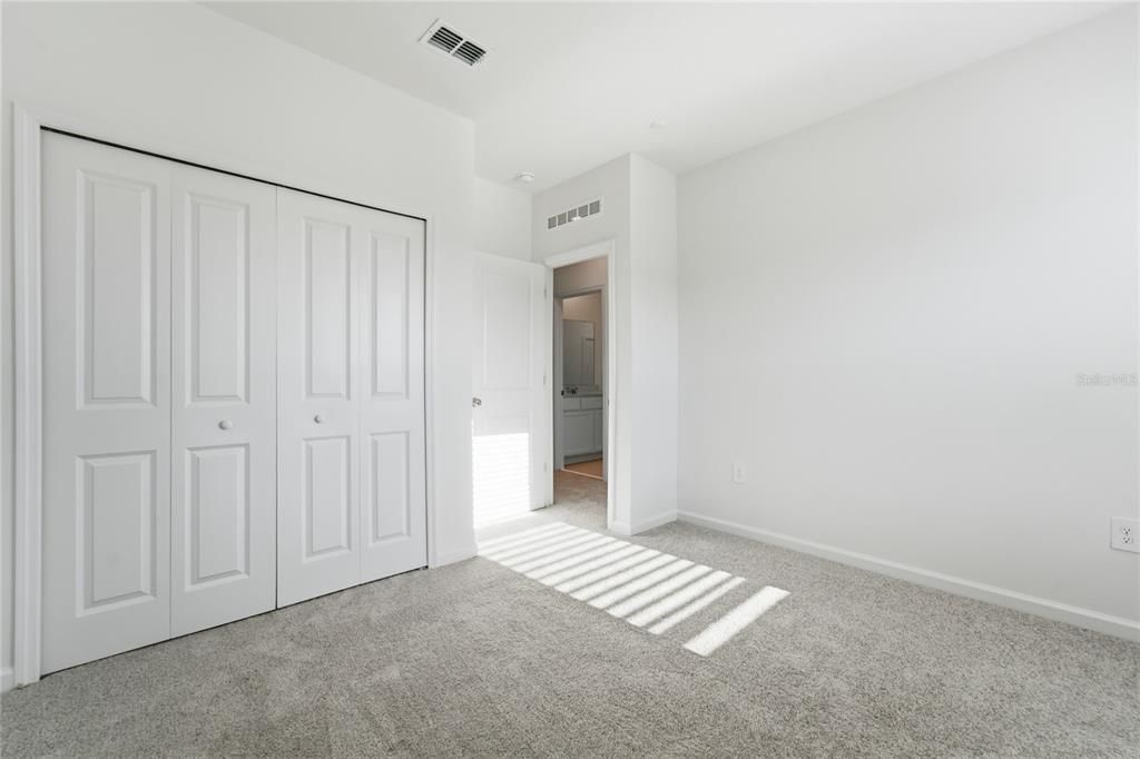 В аренду: $2,395 (3 спален, 2 ванн, 1755 Квадратных фут)