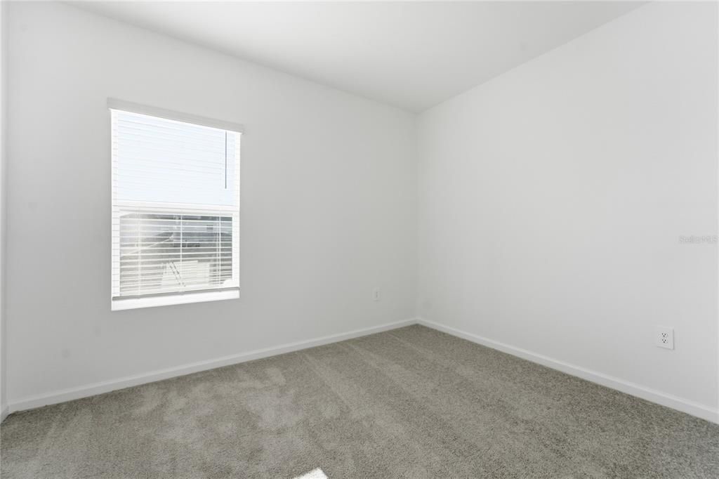 В аренду: $2,395 (3 спален, 2 ванн, 1755 Квадратных фут)