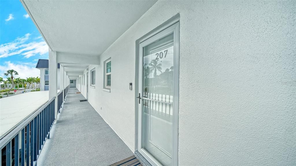 На продажу: $739,000 (2 спален, 2 ванн, 1182 Квадратных фут)