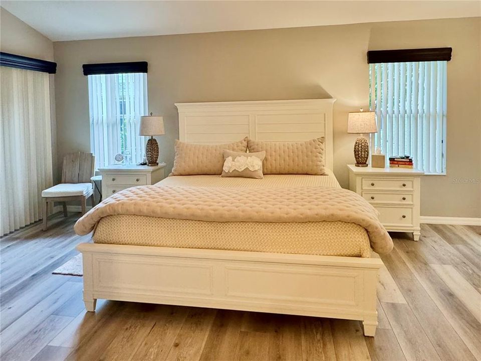 For Sale: $455,000 (3 beds, 2 baths, 1927 Square Feet)