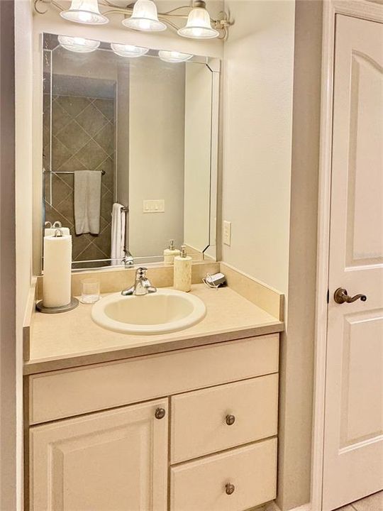 For Sale: $455,000 (3 beds, 2 baths, 1927 Square Feet)
