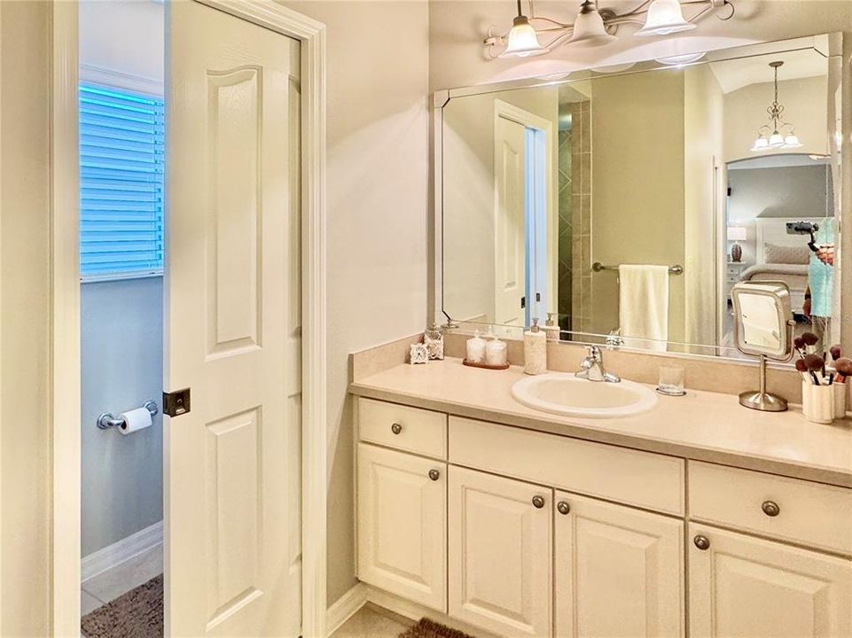 For Sale: $455,000 (3 beds, 2 baths, 1927 Square Feet)
