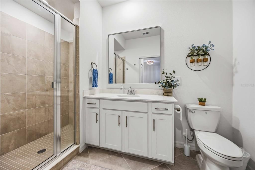 For Sale: $299,000 (2 beds, 2 baths, 1149 Square Feet)
