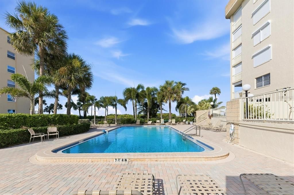 For Rent: $10,000 (2 beds, 2 baths, 1336 Square Feet)