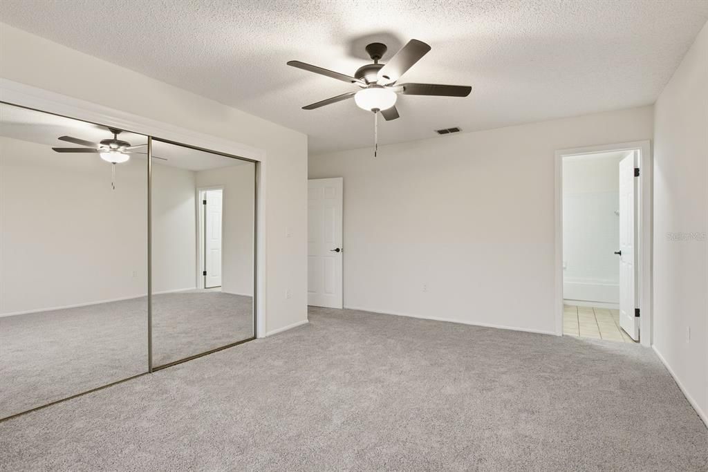 For Sale: $84,900 (2 beds, 2 baths, 1320 Square Feet)