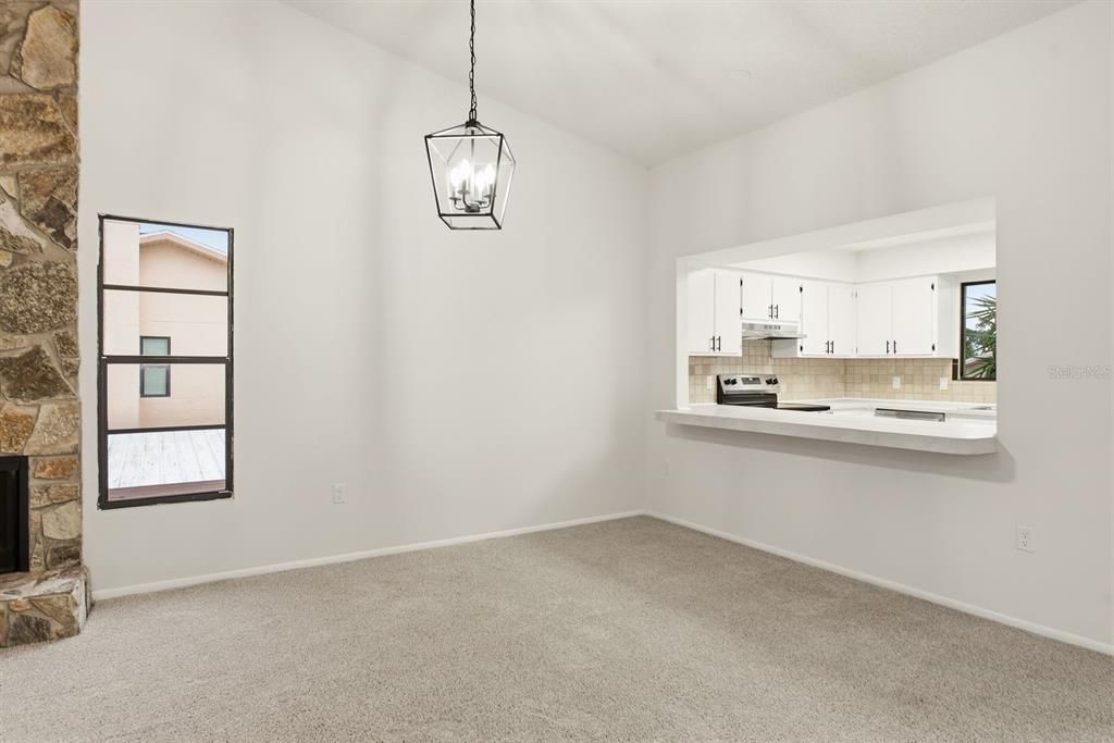 For Sale: $84,900 (2 beds, 2 baths, 1320 Square Feet)