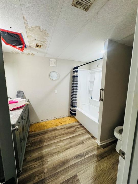 En Venta: $202,500 (2 camas, 2 baños, 1330 Pies cuadrados)