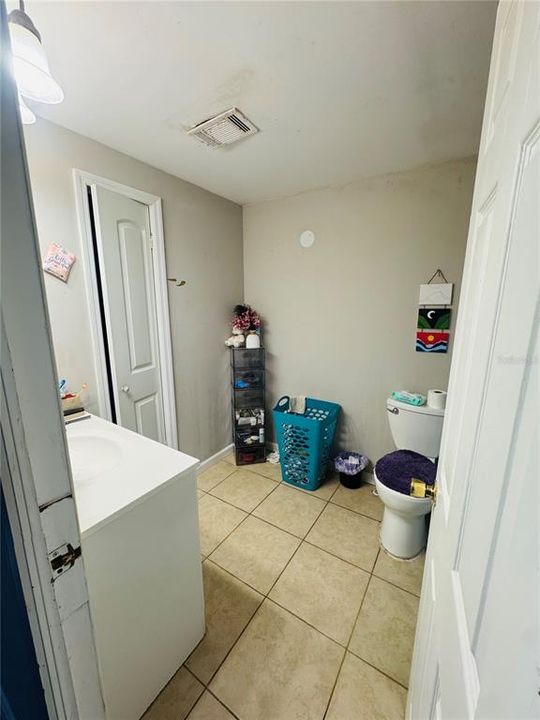 En Venta: $202,500 (2 camas, 2 baños, 1330 Pies cuadrados)