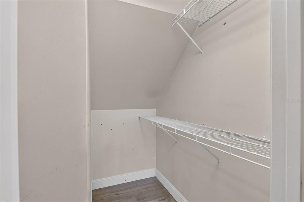 En Venta: $787,000 (5 camas, 3 baños, 3927 Pies cuadrados)