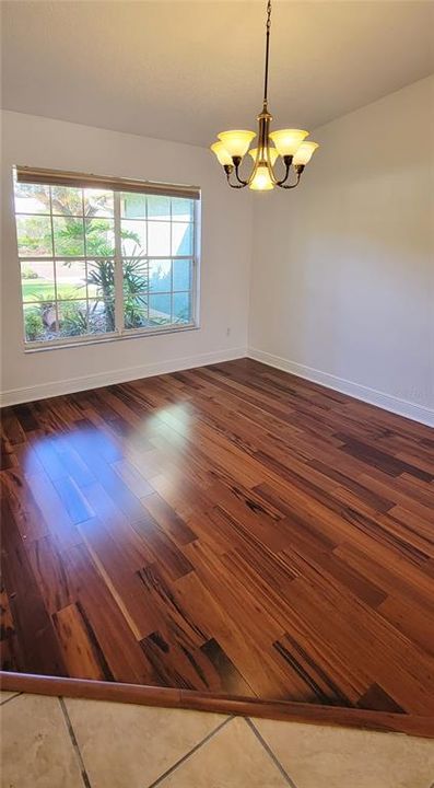 For Rent: $3,050 (4 beds, 2 baths, 2162 Square Feet)